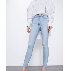 ZARA Light-Wash High-Waisted Skinny Jeans